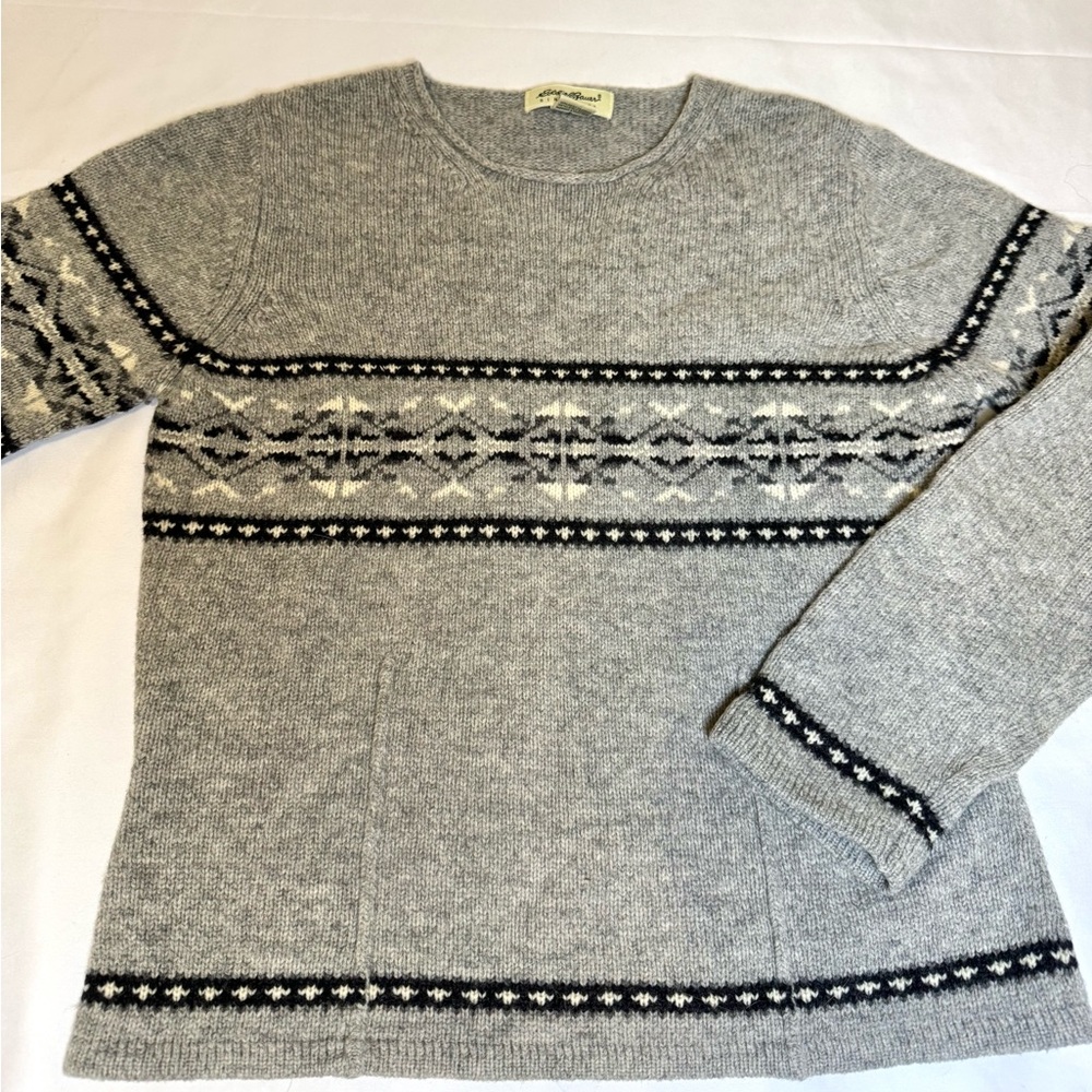 Eddie Bauer Gray and Black Crewneck Sweater